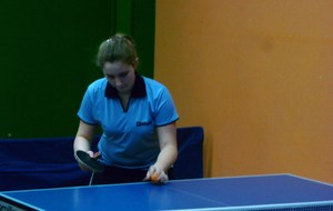 Marion se met à table pour faire le service ;)