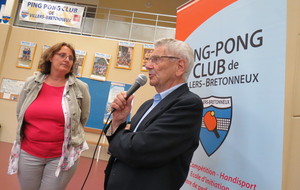 Patricia DUBOIS l'adjointe au Sport de la Municipalité était elle aussi présente et a répondu aux questions du public et...du Président!