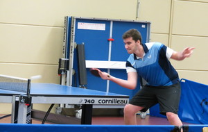 Départementale 1 Equipe 6
PPC Bouzincourt ( défaite 18 à 0!)
Valentin...et son style pas toujours très orthodoxe! 